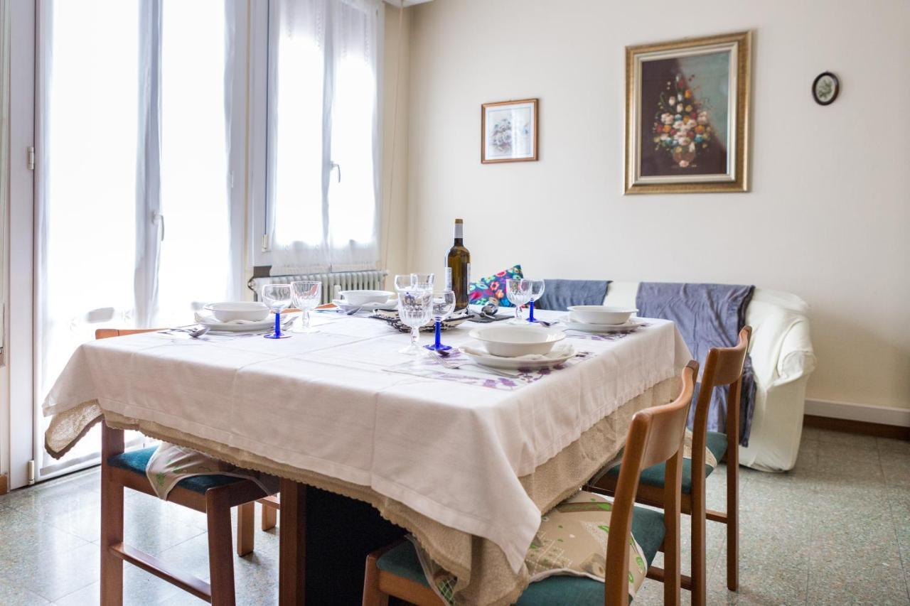 A Pochi Passi Dal Centro E Dall'Ospedale Di Parma Apartment Екстериор снимка